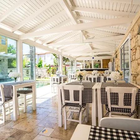 De Gold Alacati Çeşme