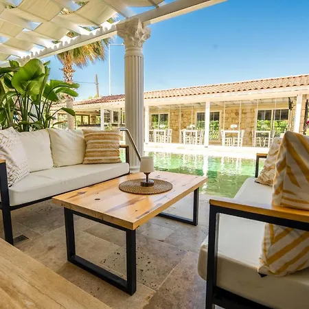 De Gold Alacati Hotel